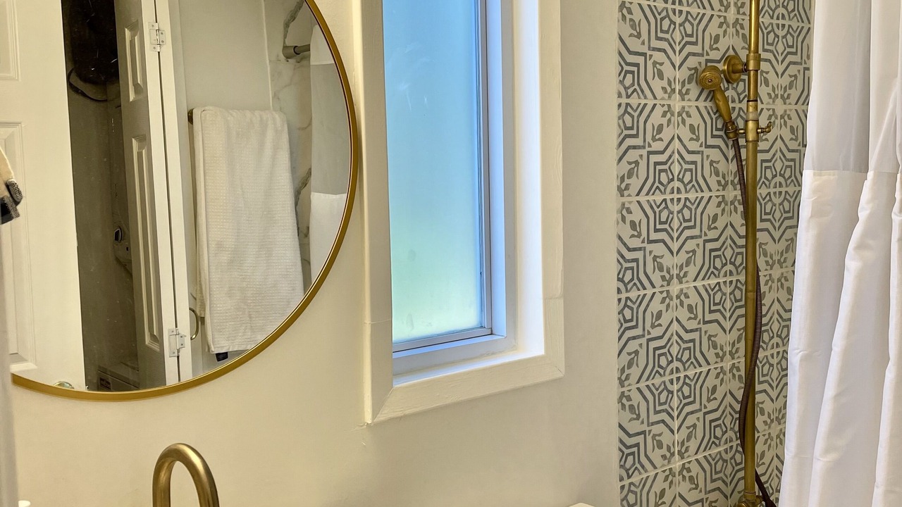 Photo of Bathroom in North Hi Mount