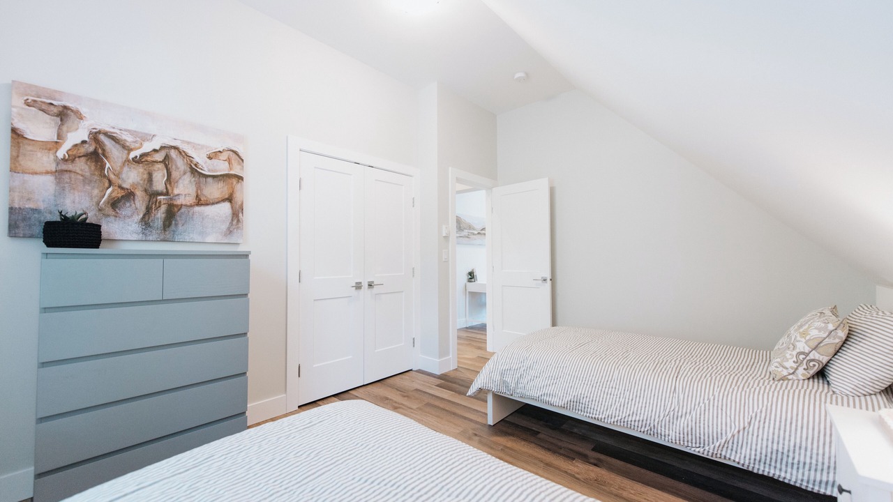 Photo of Bedroom in Sechelt