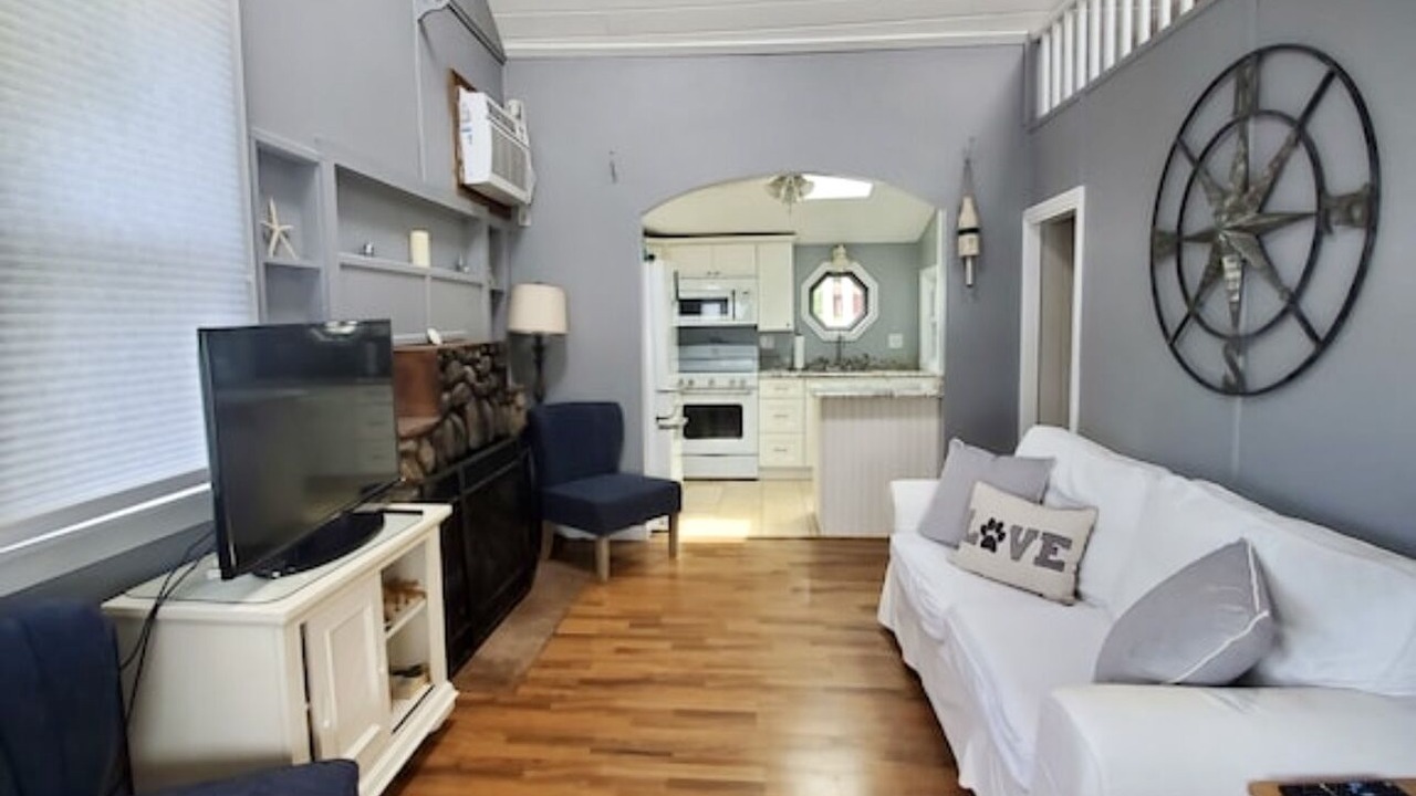 Photo of Livingroom in Old Lyme