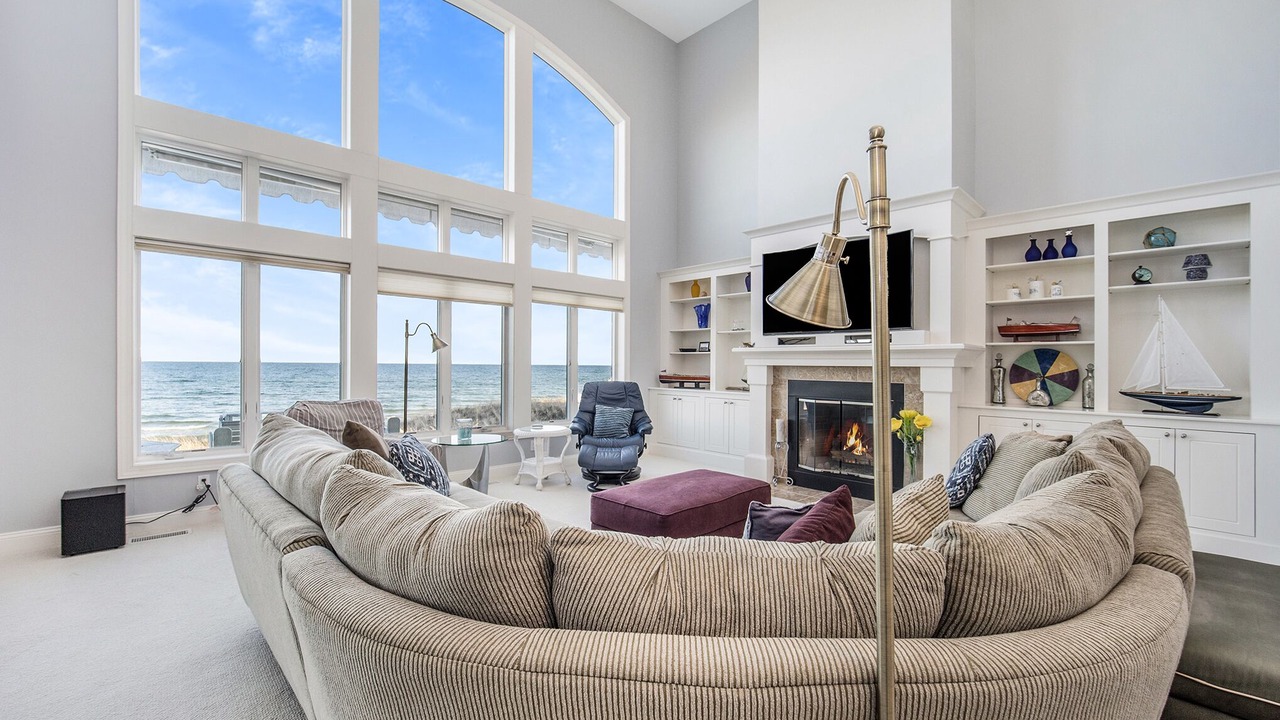 Photo of Livingroom in Manistee