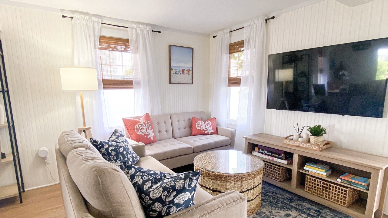 Photo of Livingroom in Clinton