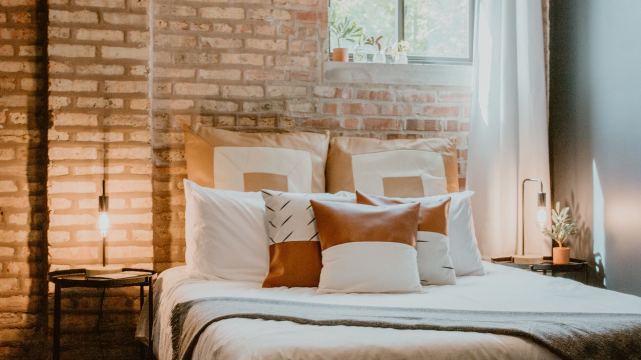 Photo of Bedroom in West Lakeview