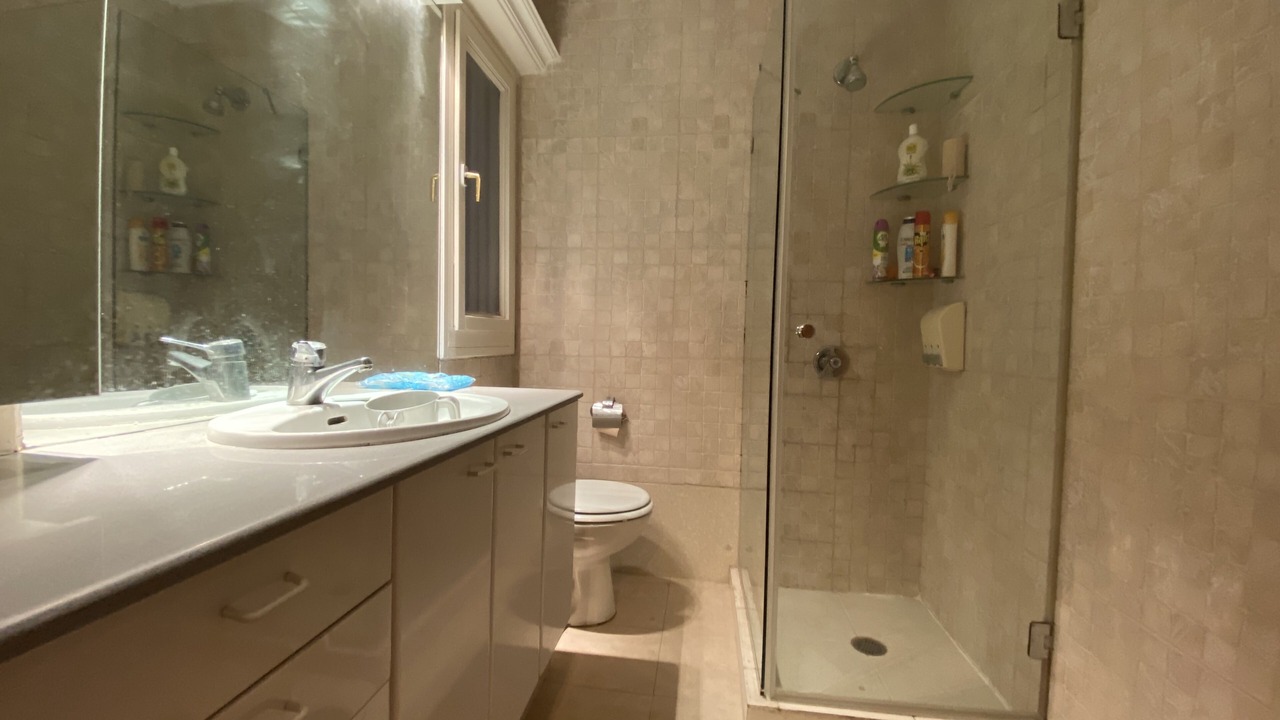 Photo of Bathroom in Emek Refaim
