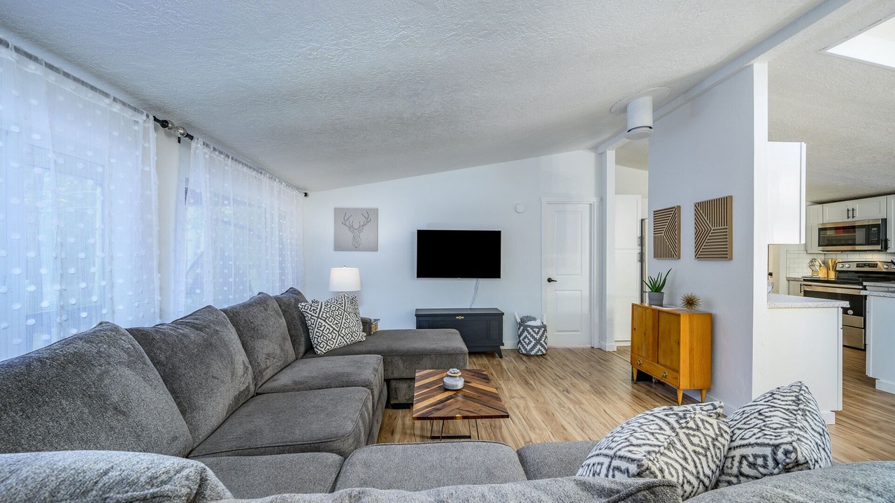 Photo of Livingroom in Three Rivers