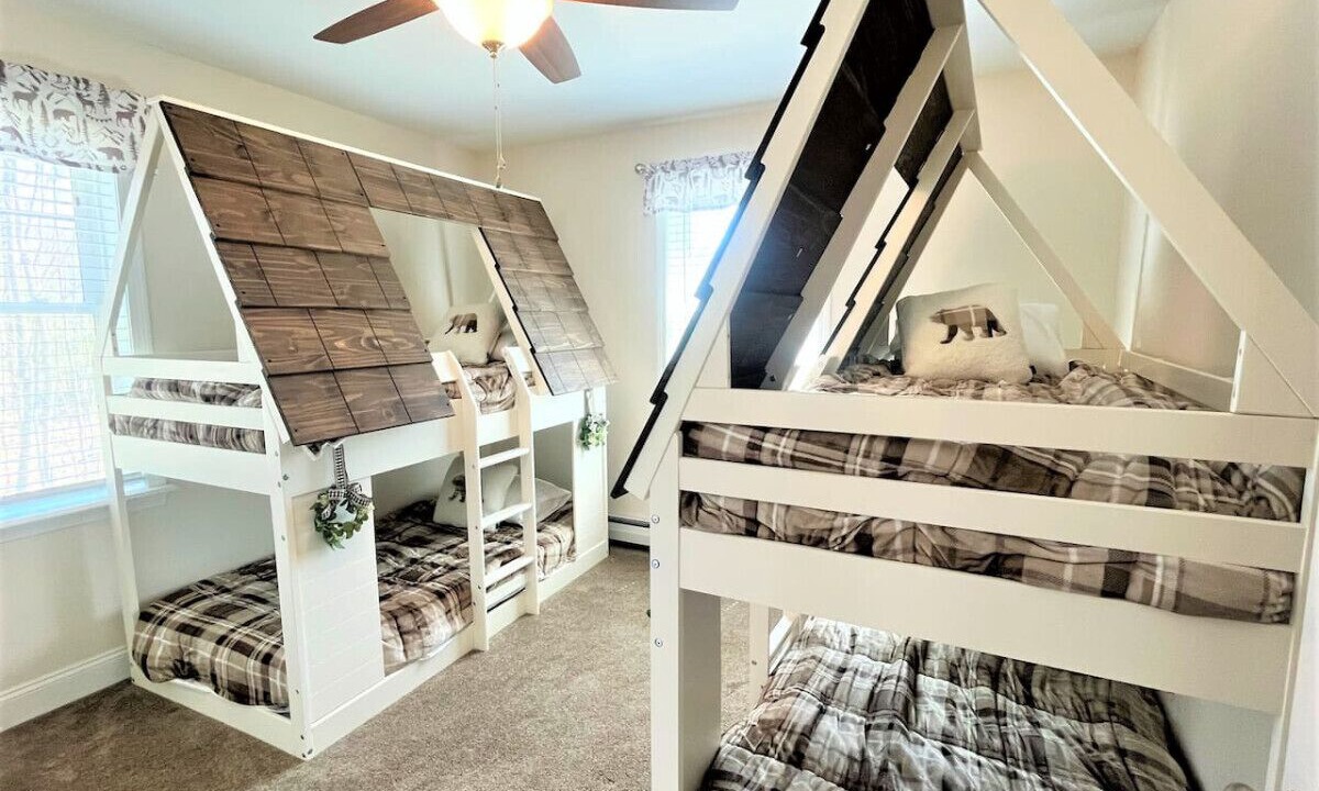 Photo of Bedroom in Conway