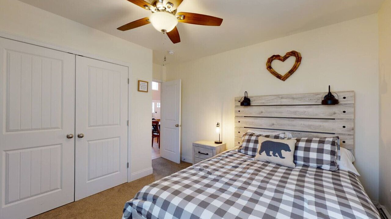 Photo of Bedroom in Conway