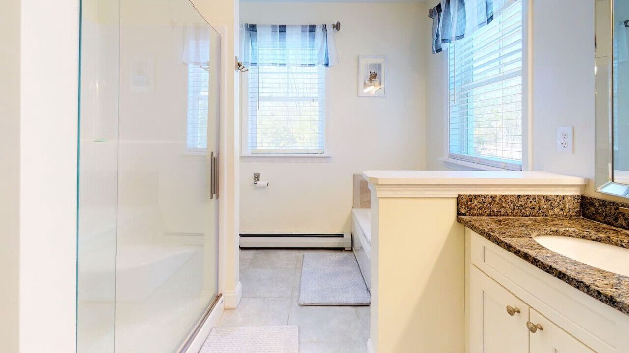Photo of Bathroom in Conway