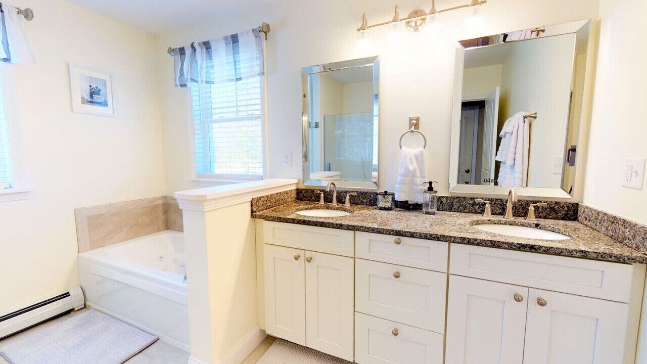 Photo of Bathroom in Conway