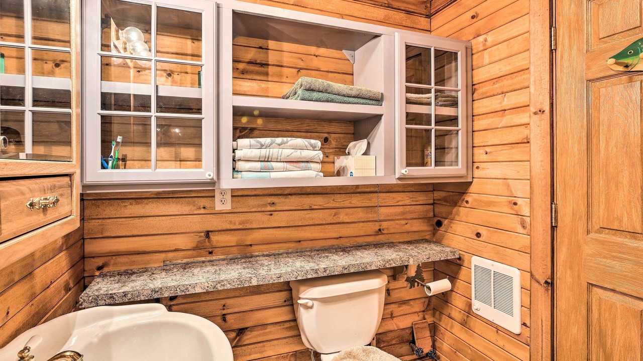 Photo of Bathroom in Bear Lake