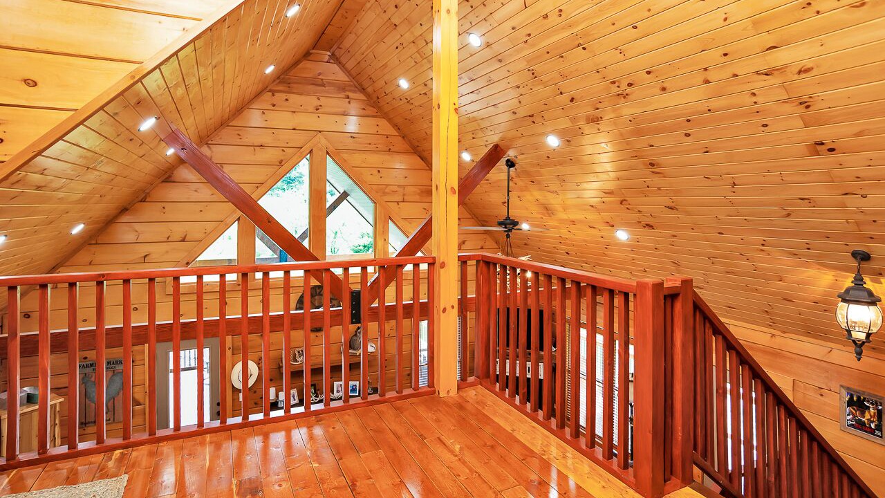 Photo of Bedroom in Lincoln County