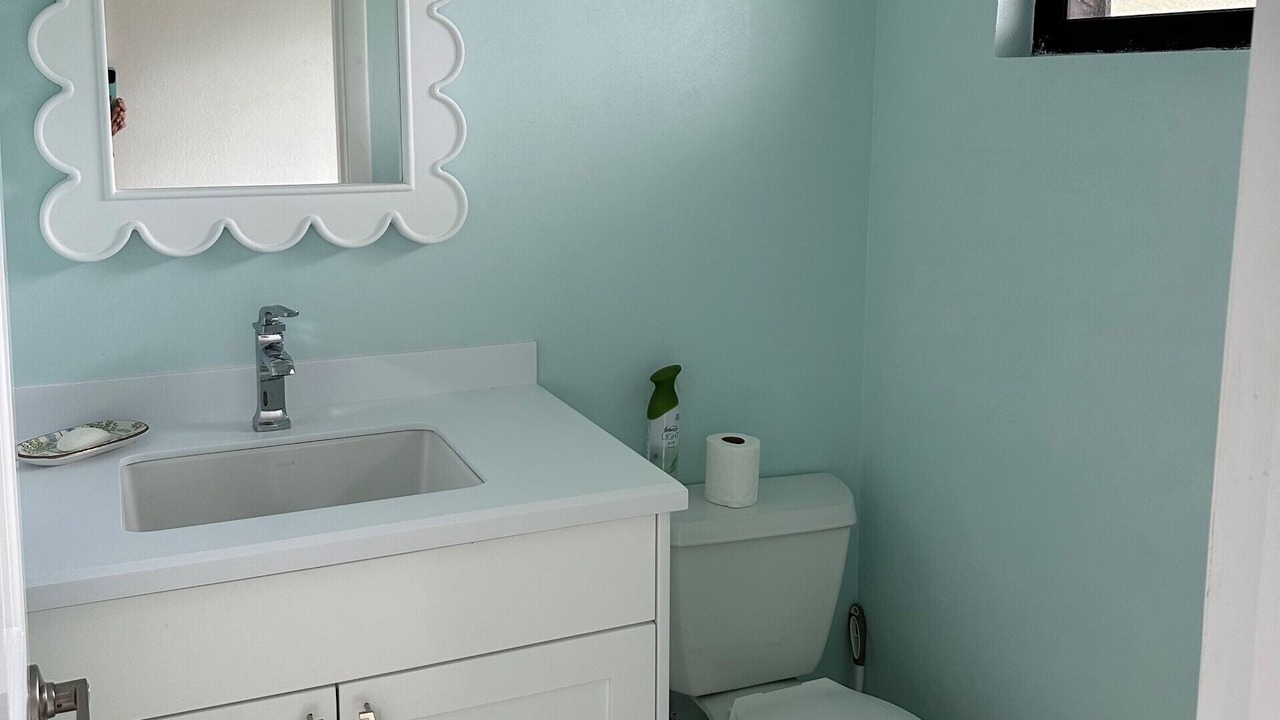 Photo of Bedroom in Savannah Sound