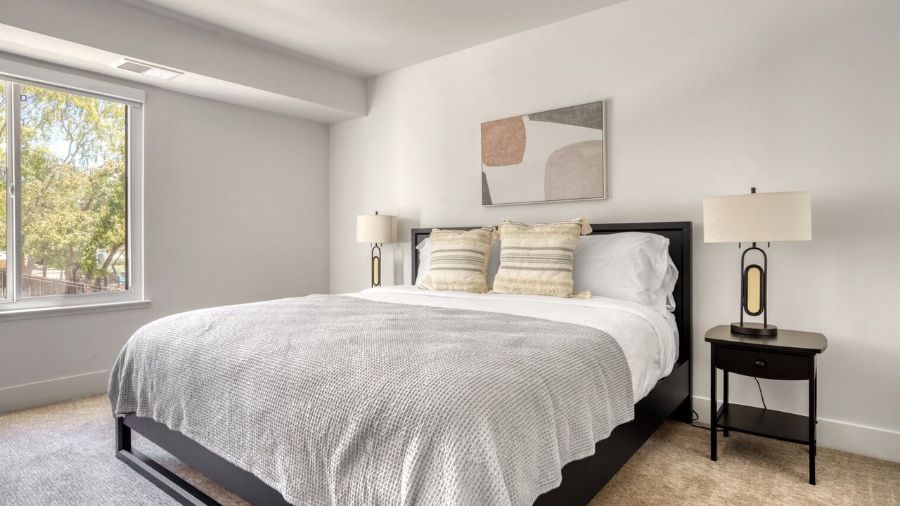 Photo of Bedroom in Sharon Heights