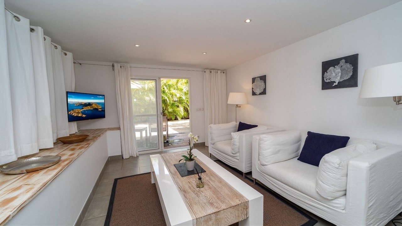 Photo of Livingroom in Pointe Milou