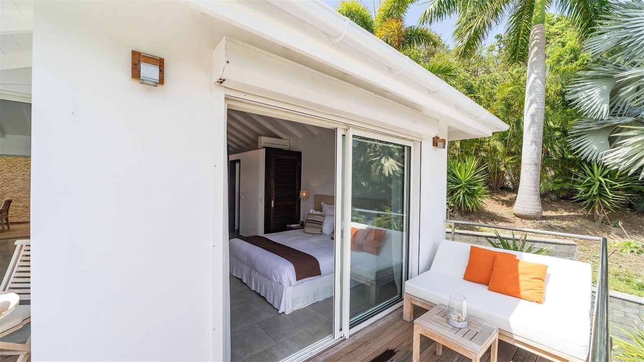 Photo of Patio Balcony in Pointe Milou