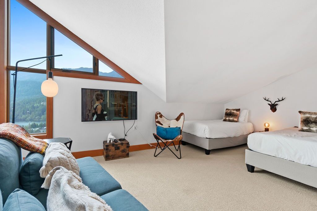 Photo of Bedroom in Whistler Creekside