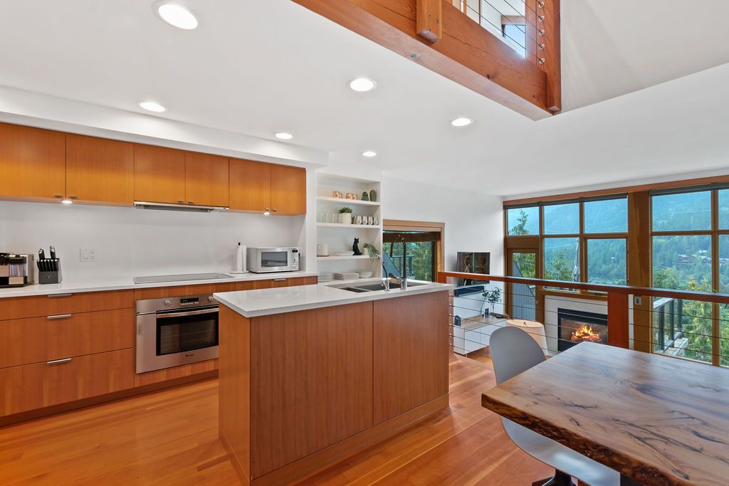 Photo of Kitchen in Whistler Creekside