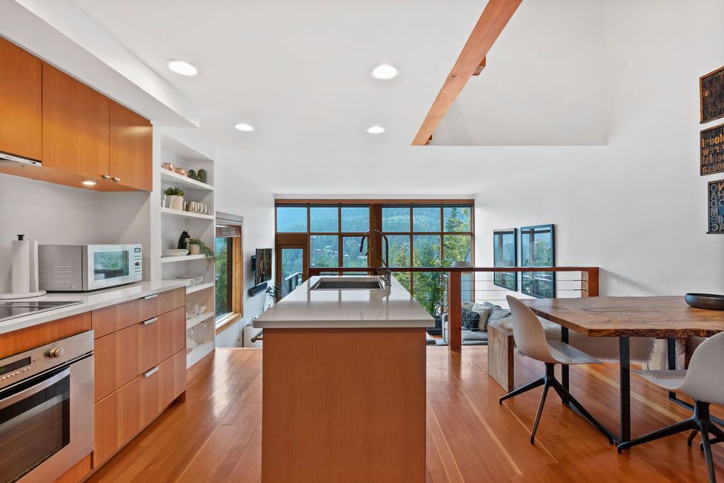 Photo of Kitchen in Whistler Creekside