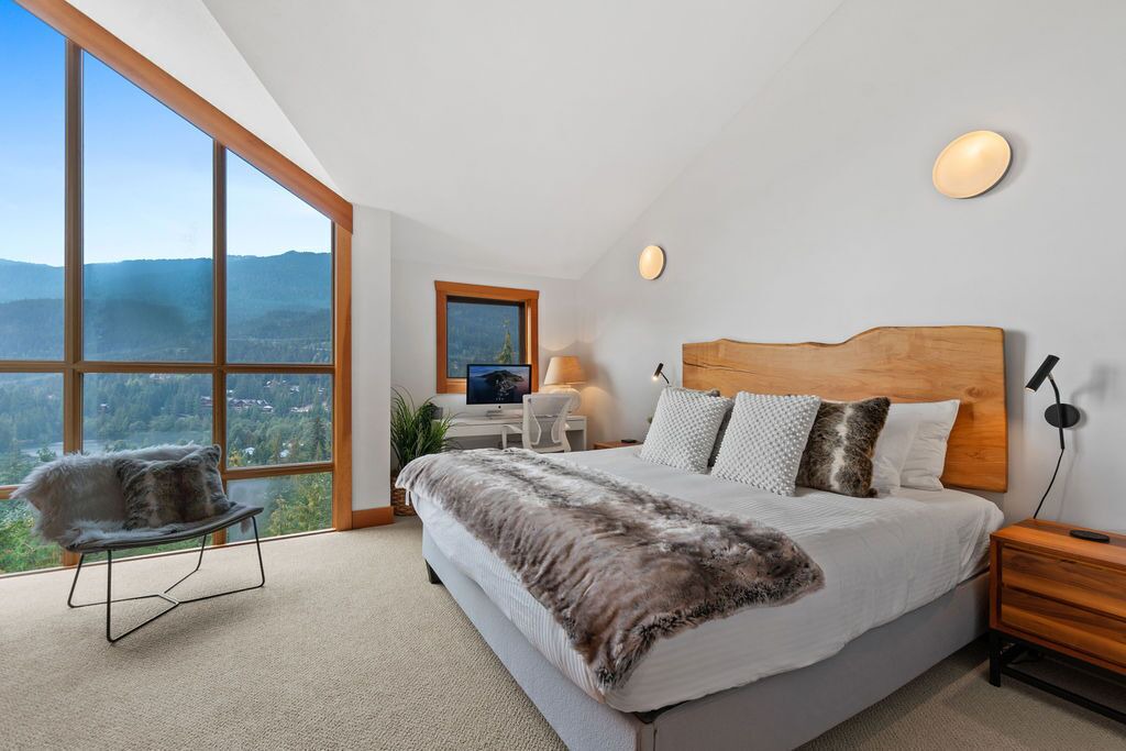 Photo of Bedroom in Whistler Creekside