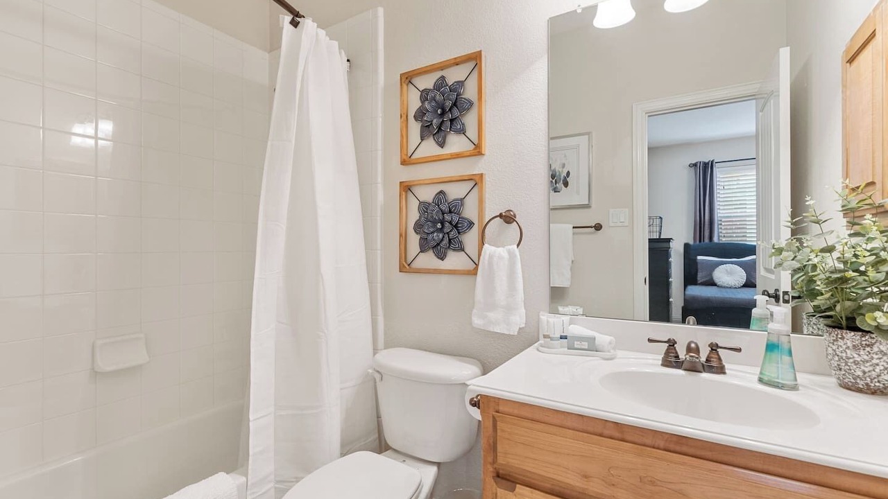 Photo of Bathroom in Fairview