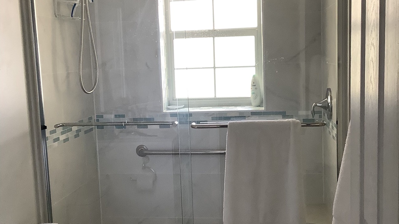 Photo of Bathroom in East End