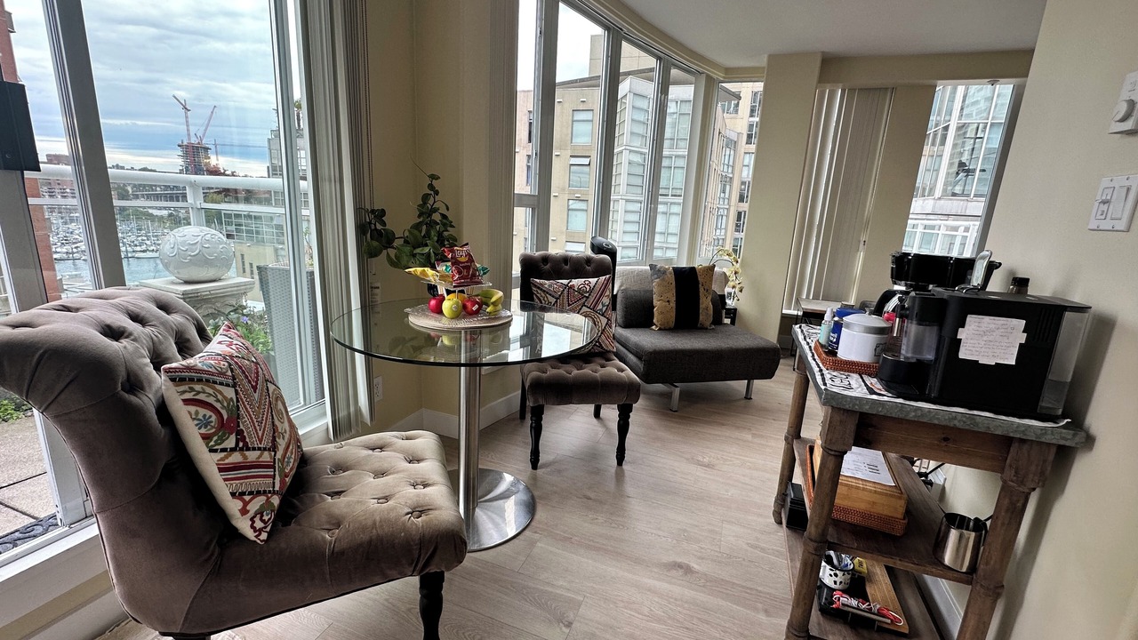 Photo of Livingroom in Downtown Vancouver