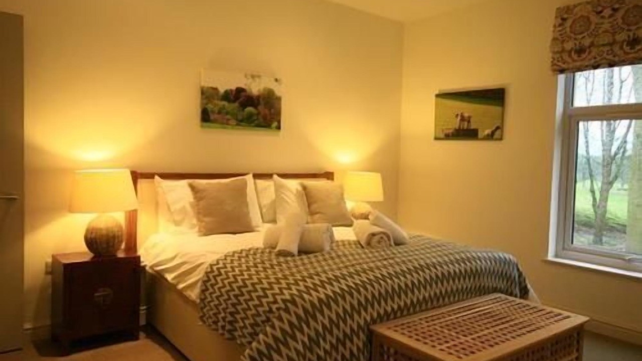 Photo of Bedroom in Chedworth