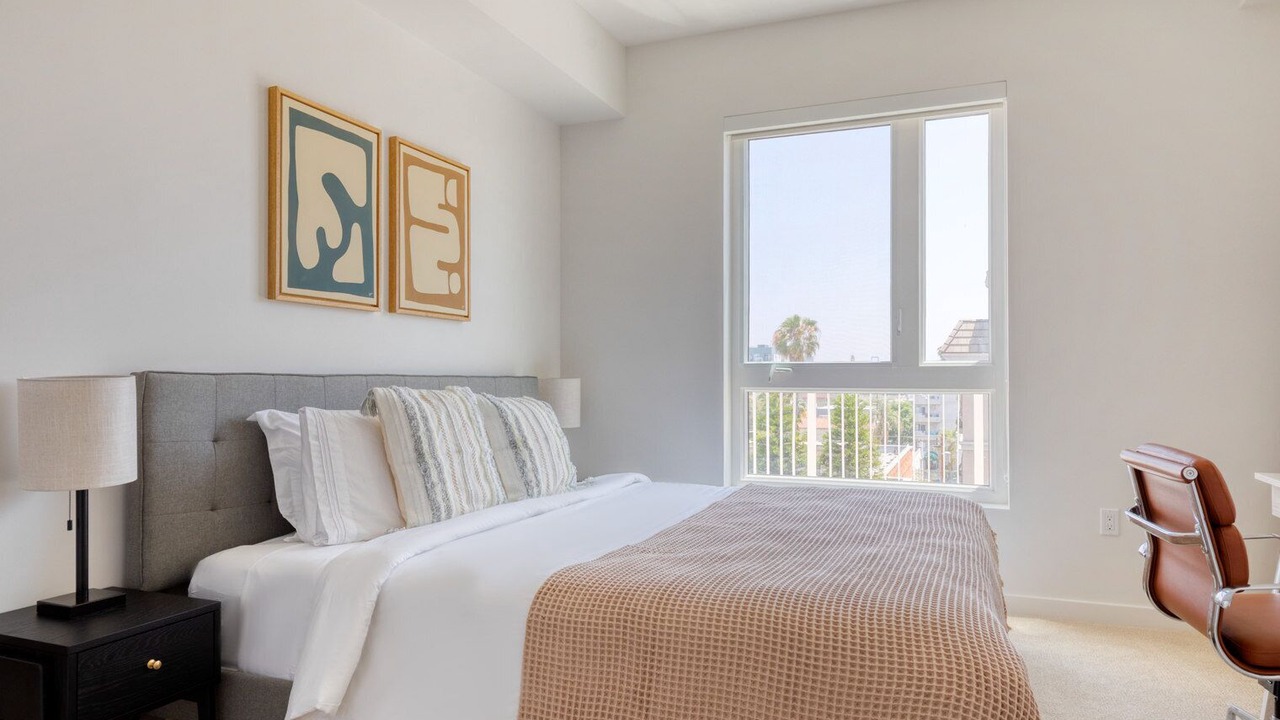 Photo of Bedroom in Koreatown