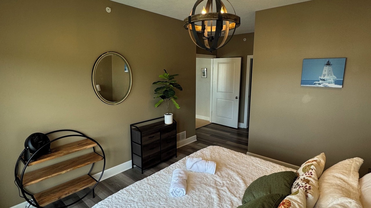 Photo of Bedroom in Spring Lake