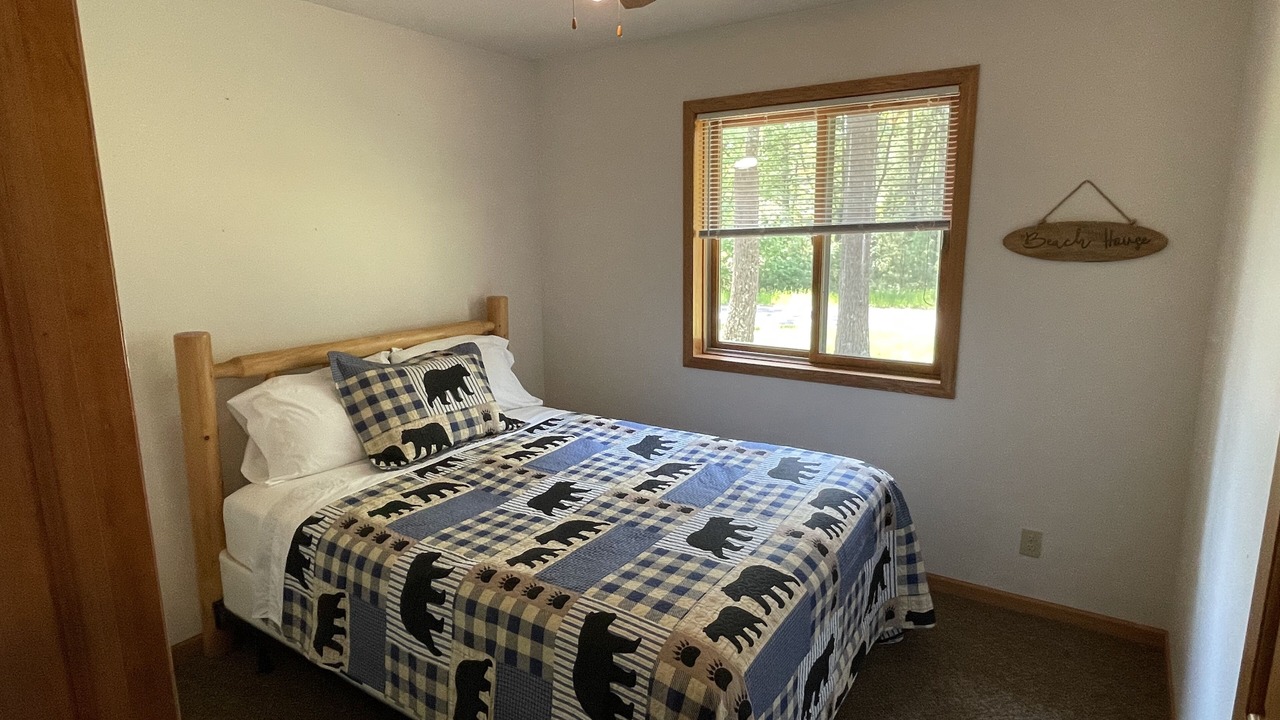 Photo of Bedroom in Arkdale
