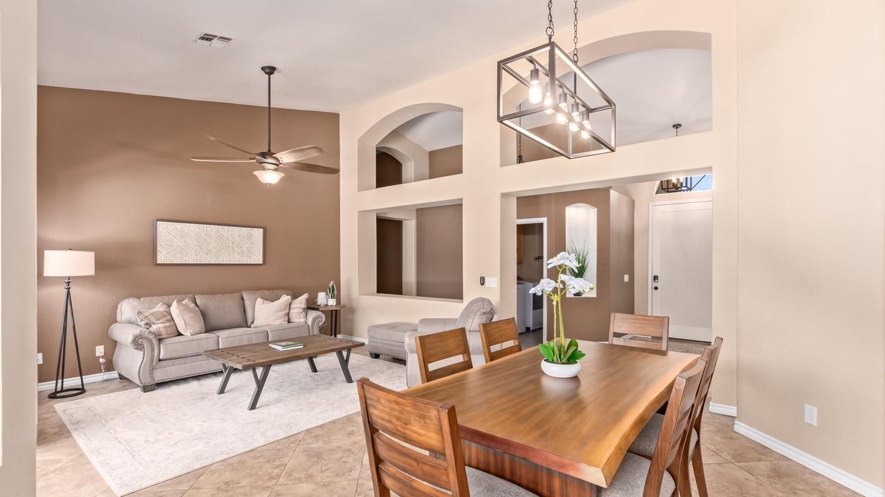 Photo of Livingroom in Estrella Mountain Ranch