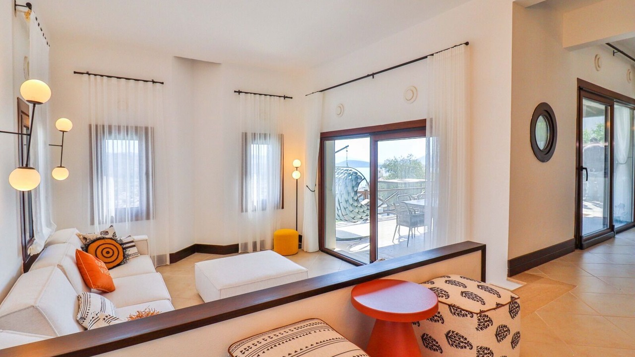 Photo of Livingroom in Ortakent