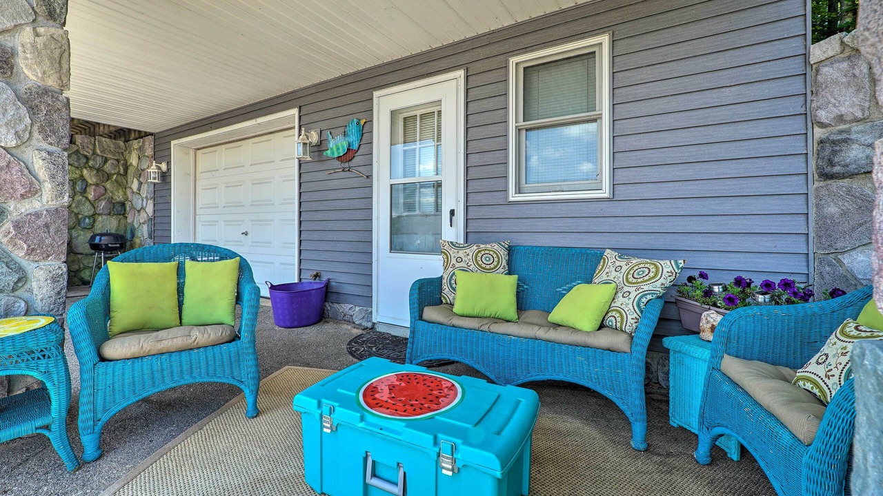Photo of Patio Balcony in Newaygo