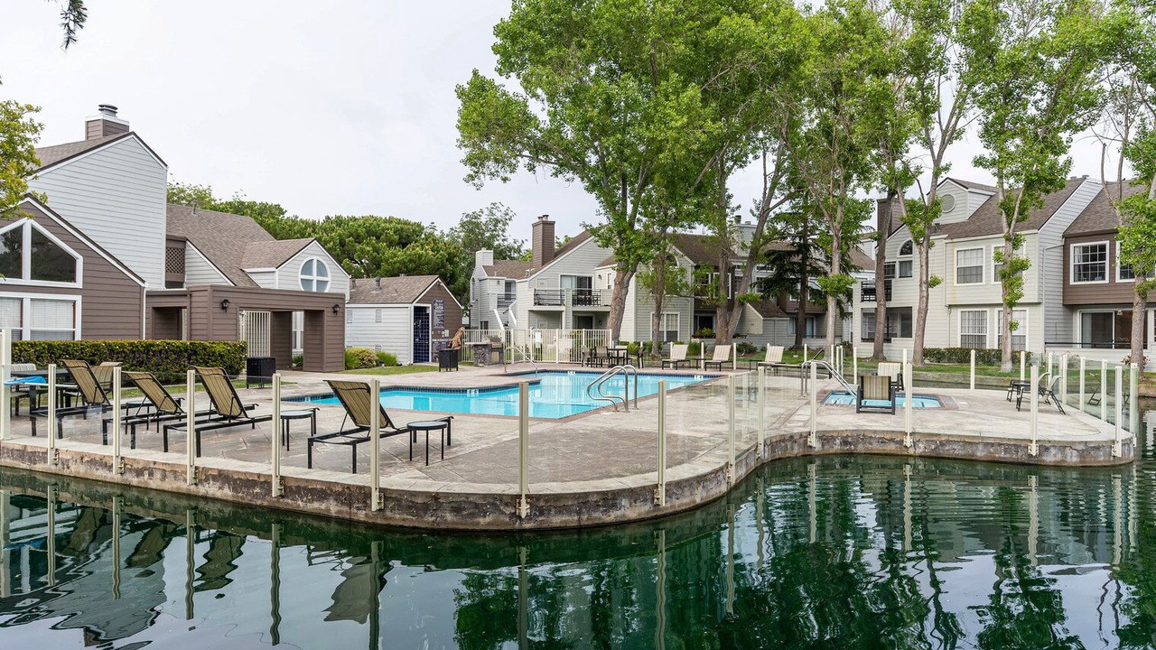 Photo of Outdoor in Redwood Shores