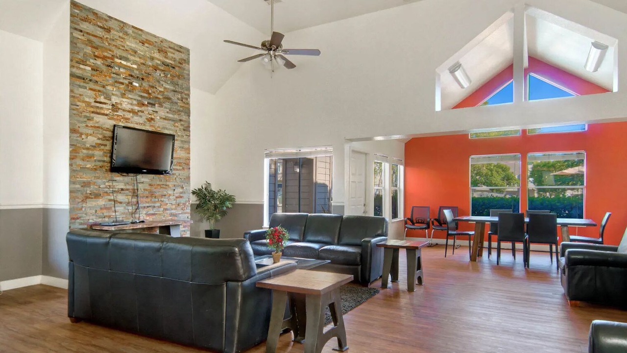 Photo of Livingroom in Redwood Shores