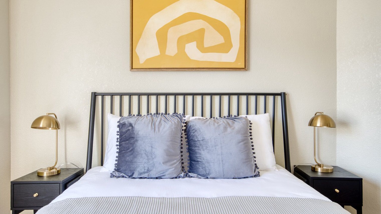 Photo of Bedroom in Redwood Shores