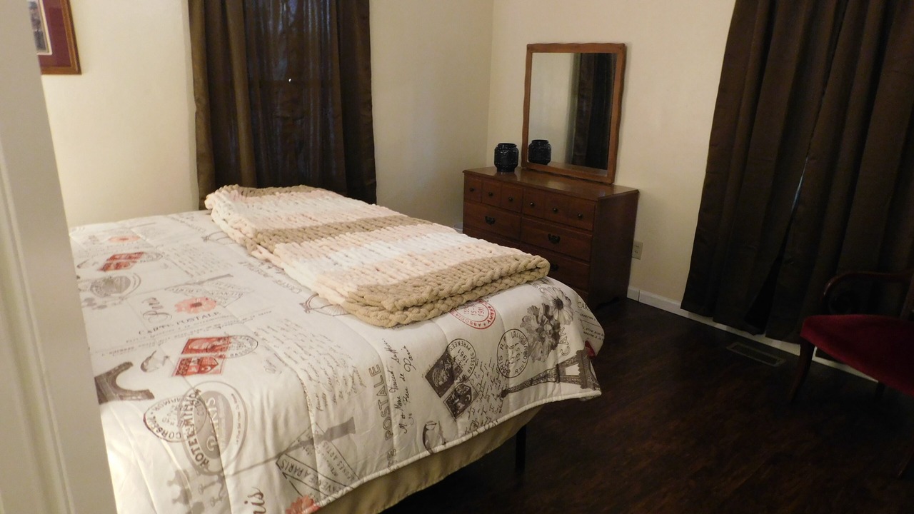 Photo of Bedroom in East Peoria