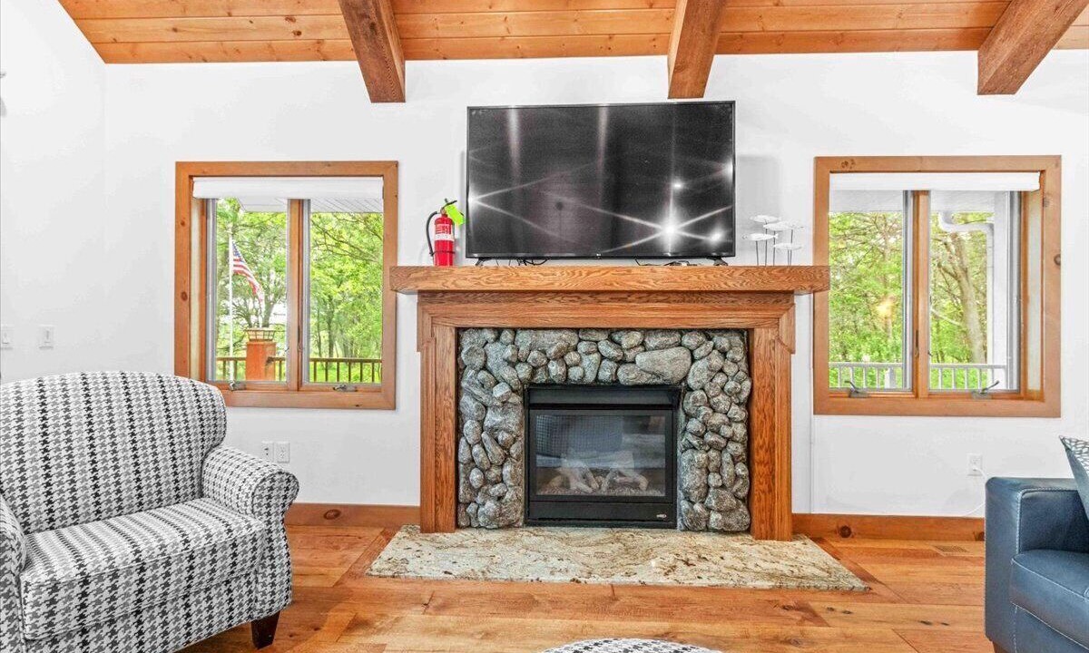 Photo of Livingroom in Big Bay