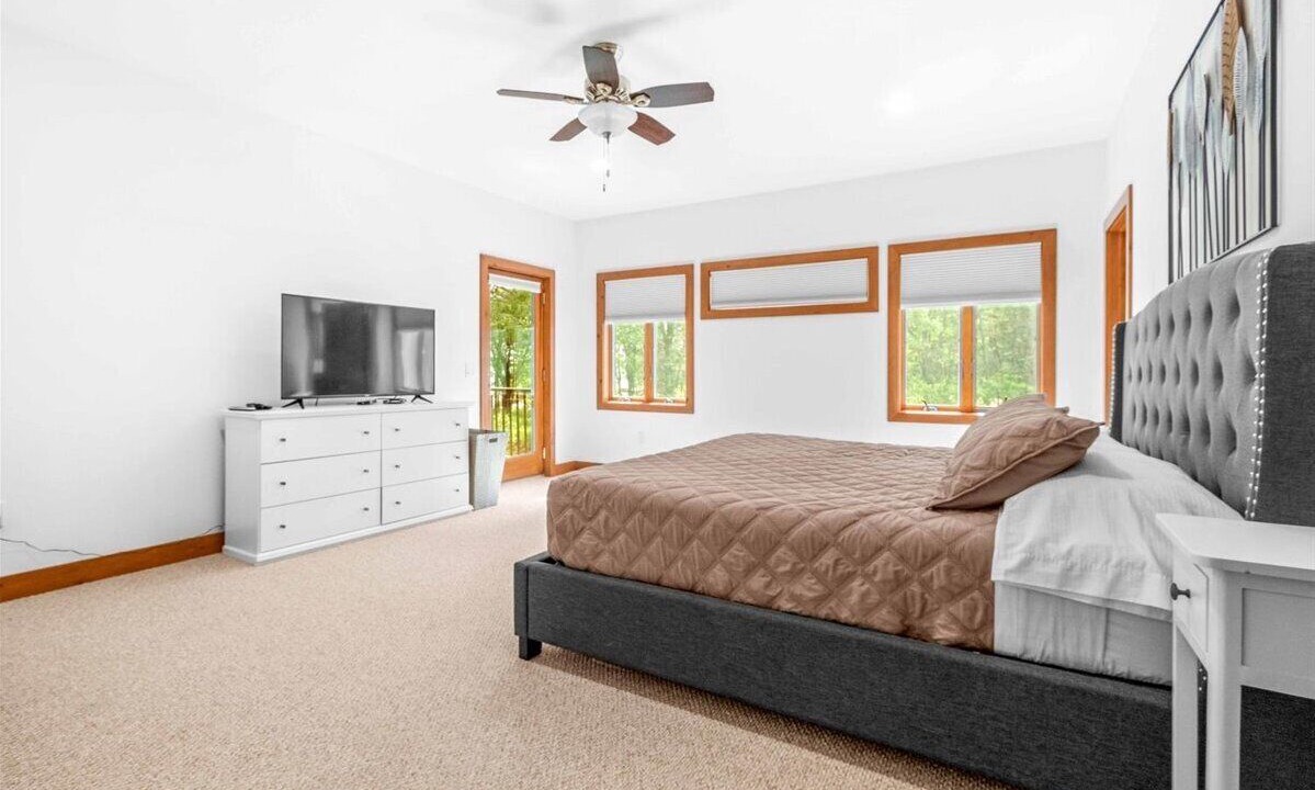 Photo of Bedroom in Big Bay