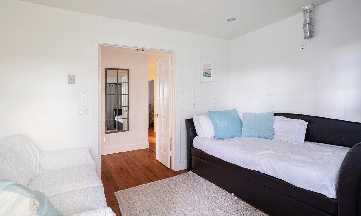 Photo of Bedroom in New London