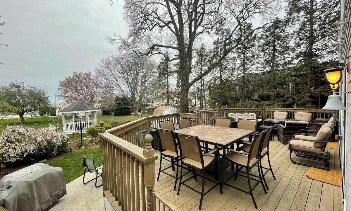 Photo of Outdoor in New London