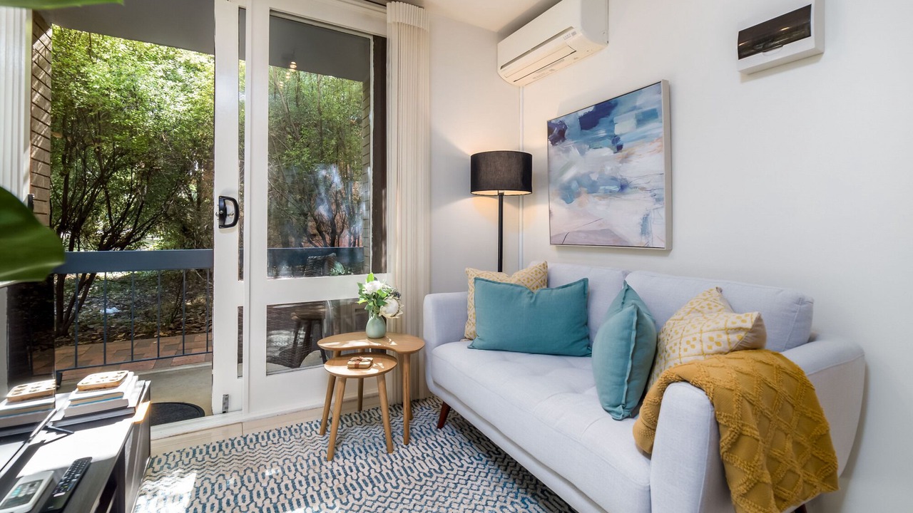 Photo of Livingroom in Watson