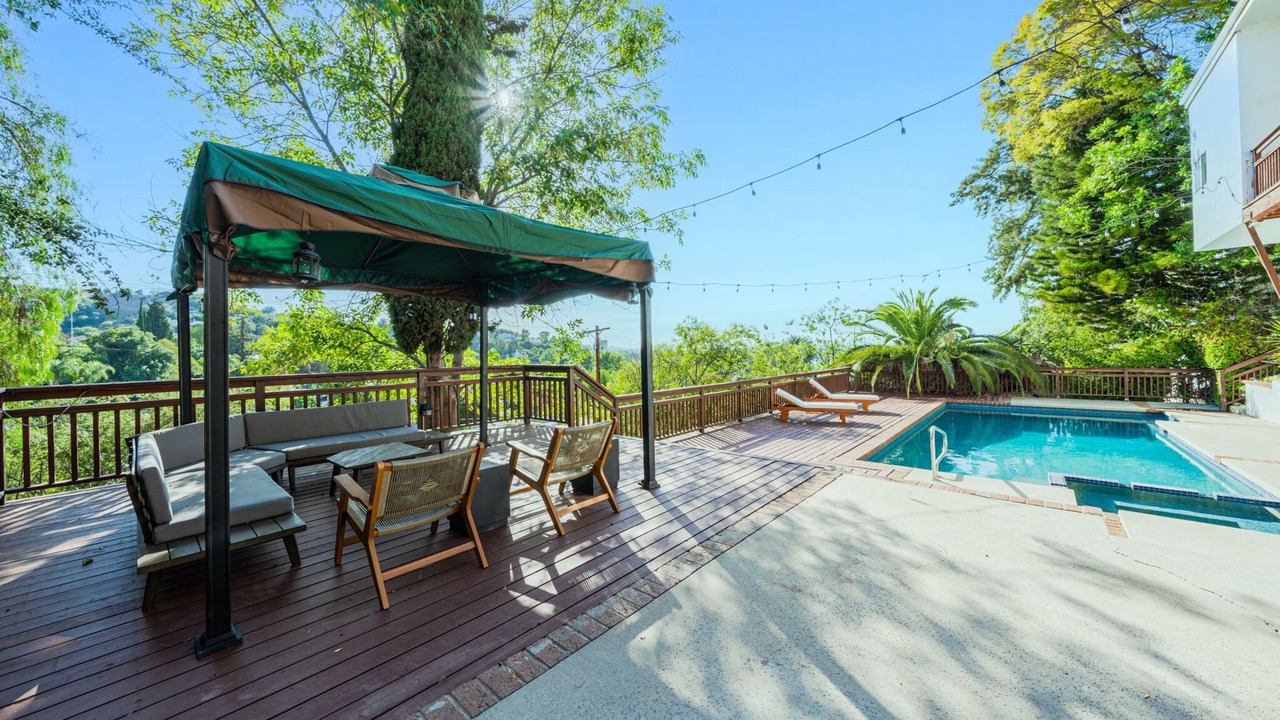 Photo of Outdoor in Studio City