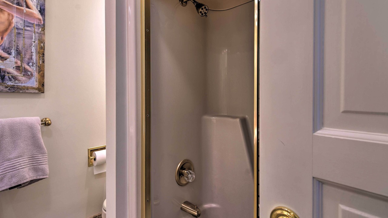 Photo of Bathroom in Liberty
