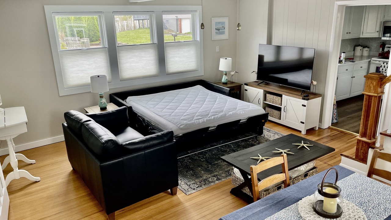 Photo of Bedroom in Niantic