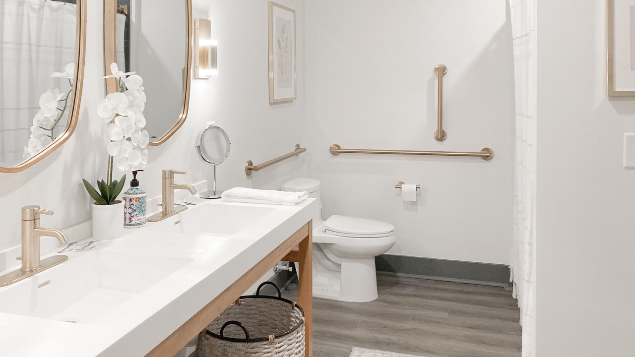 Photo of Bathroom in Rolling Mill Hill