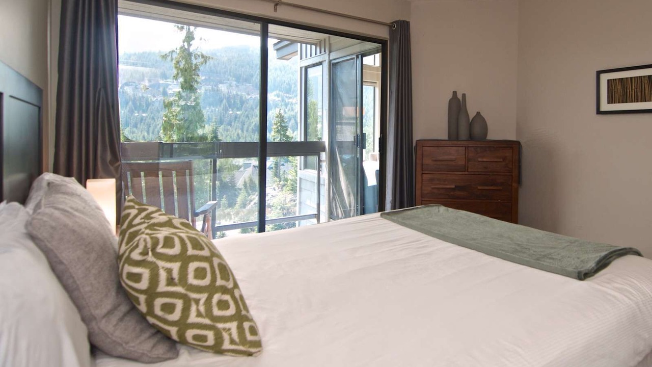 Photo of Bedroom in Blueberry Hill