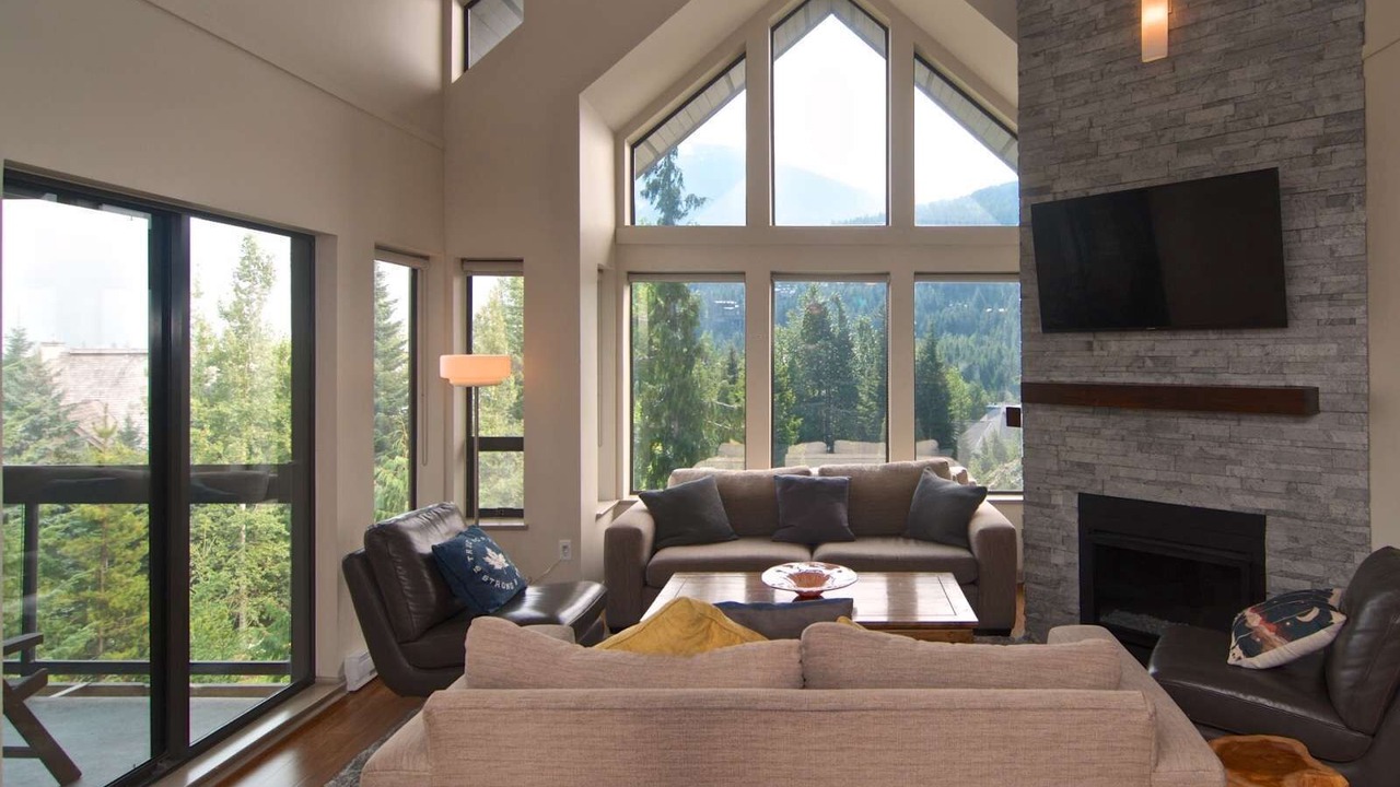 Photo of Livingroom in Blueberry Hill