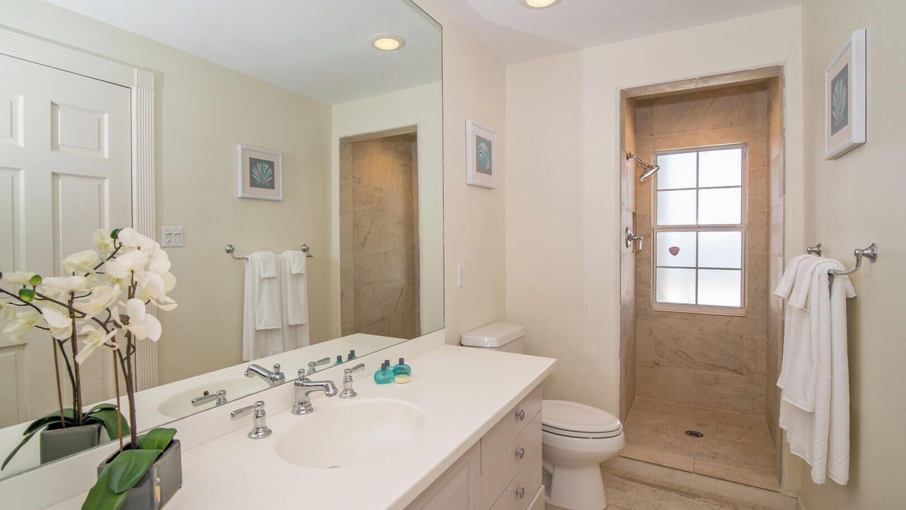 Photo of Bathroom in Rum Point