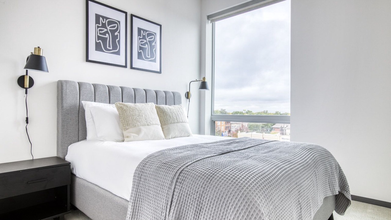 Photo of Bedroom in Logan Square