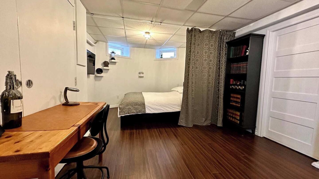 Photo of Bedroom in Downtown